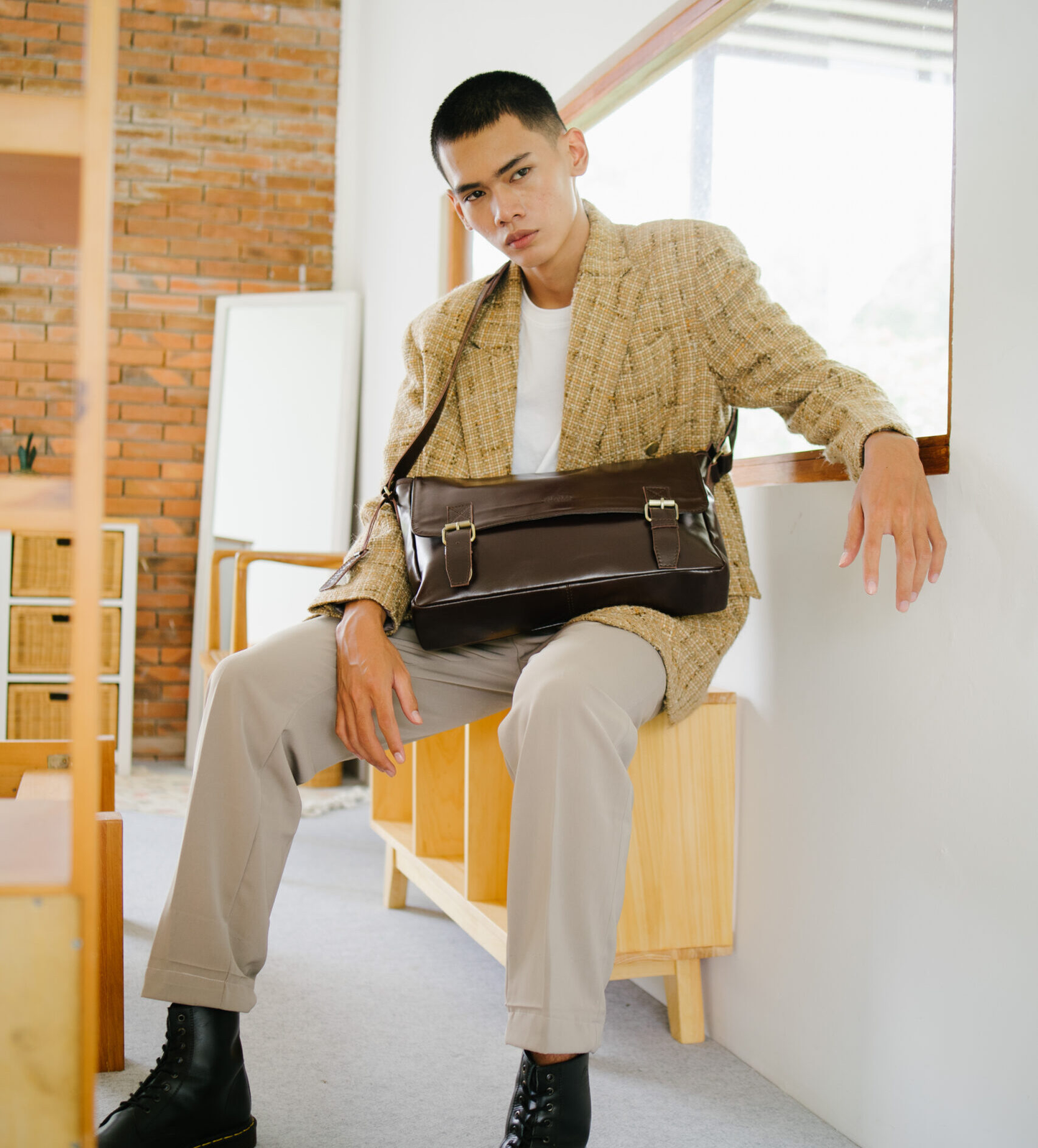 Rashif Leather Messenger Bag