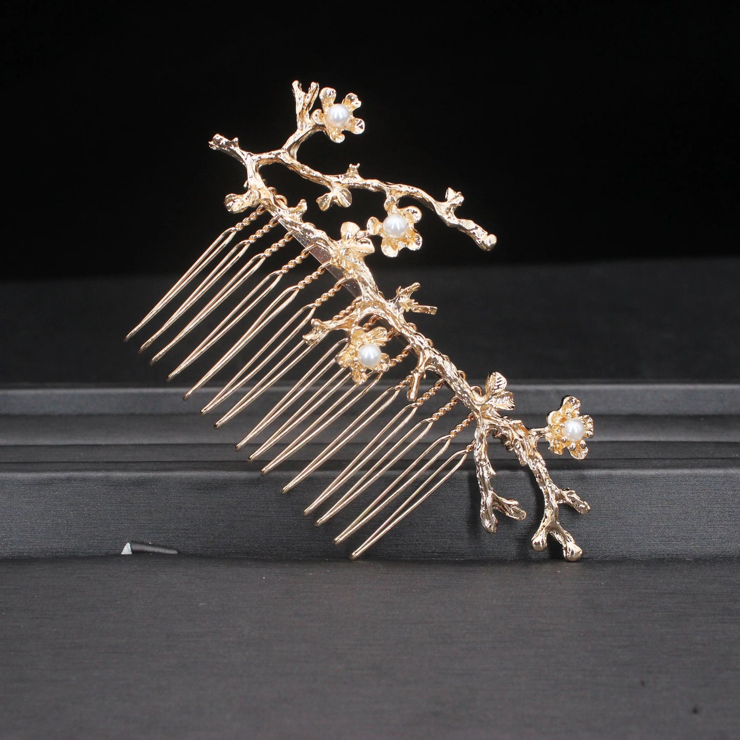 Stylish Metal Hair Comb