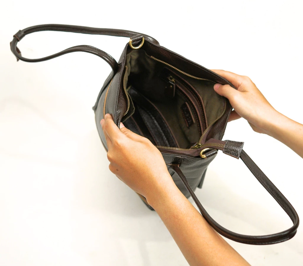 Lula Leather Shoulder Bag