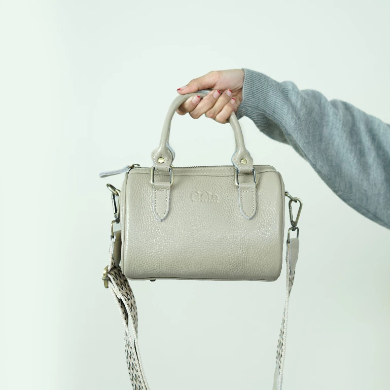 Velin Leather Boston Bag
