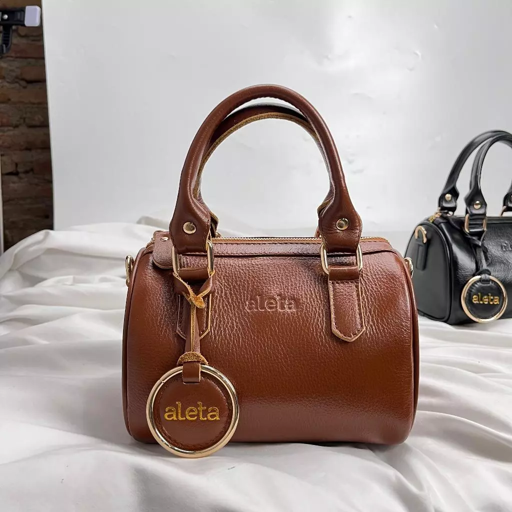 Velin Leather Boston Bag