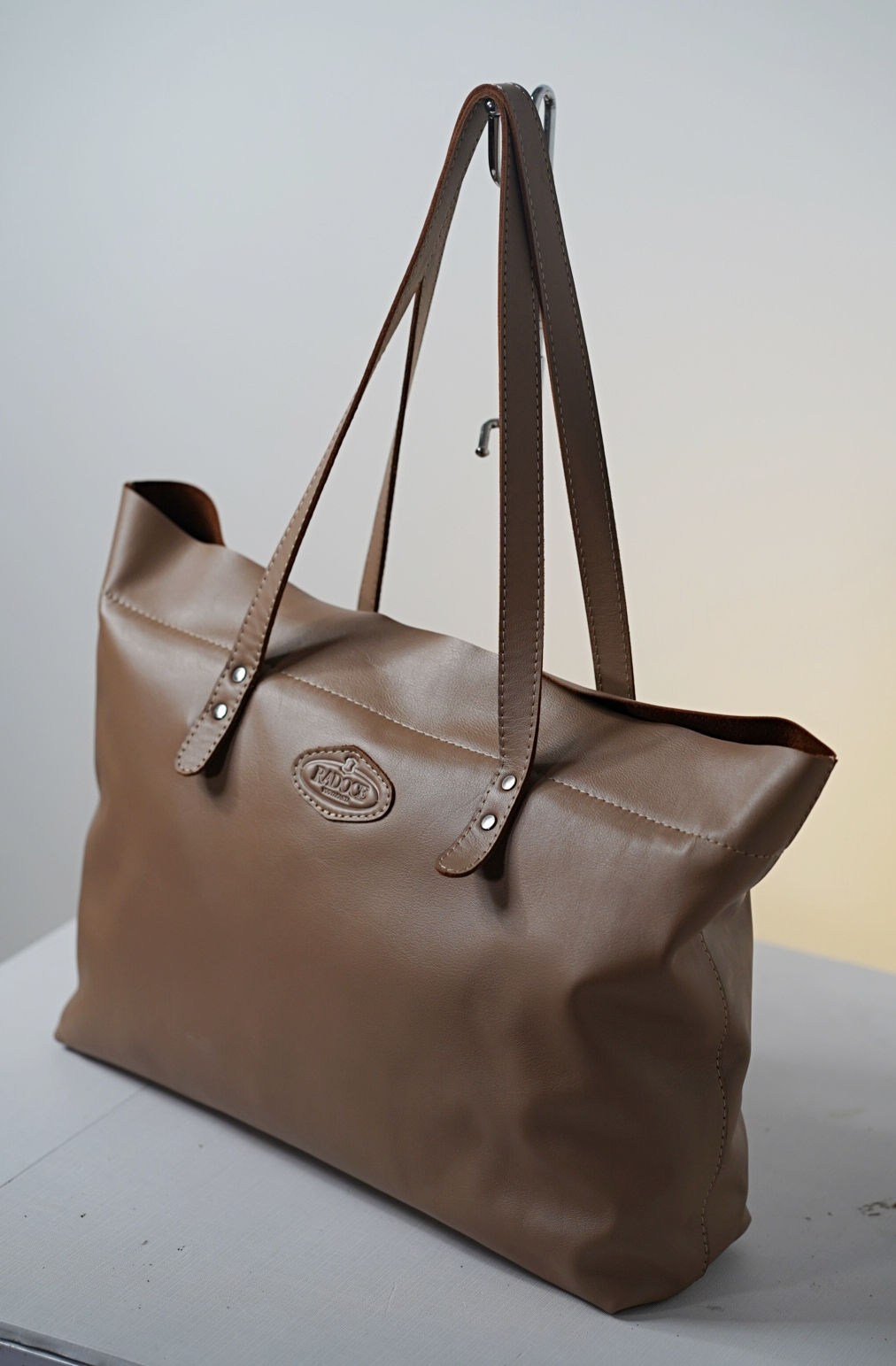 Ferro European Leather Slouchy Tote